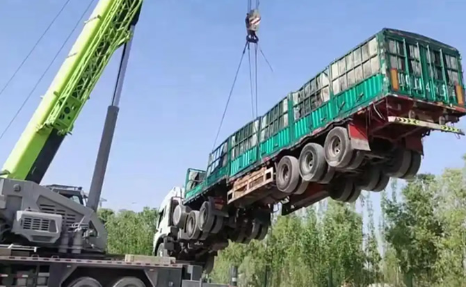 屯昌道路脱困救援案例